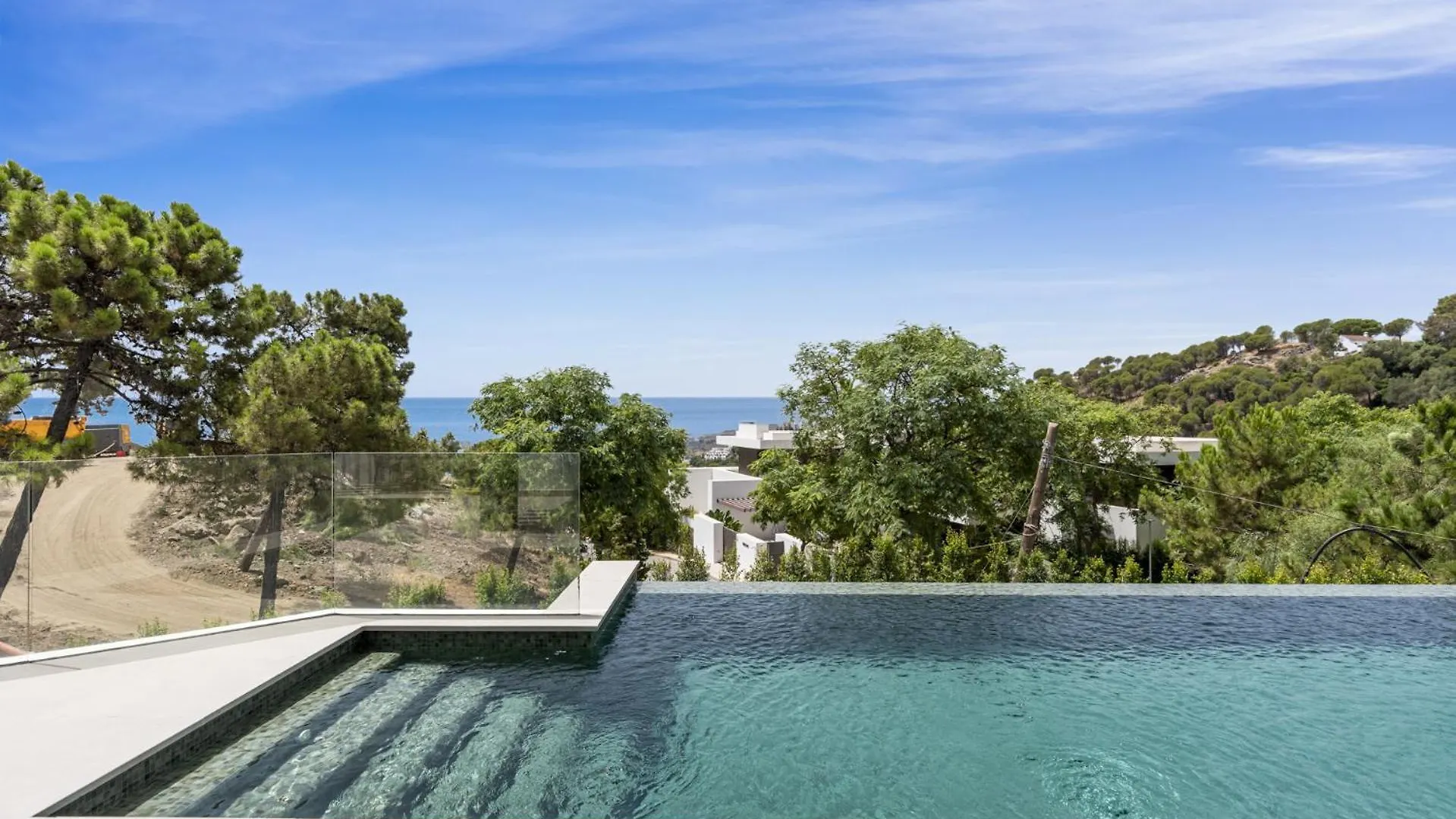 Villa Banus Heights Benahavis