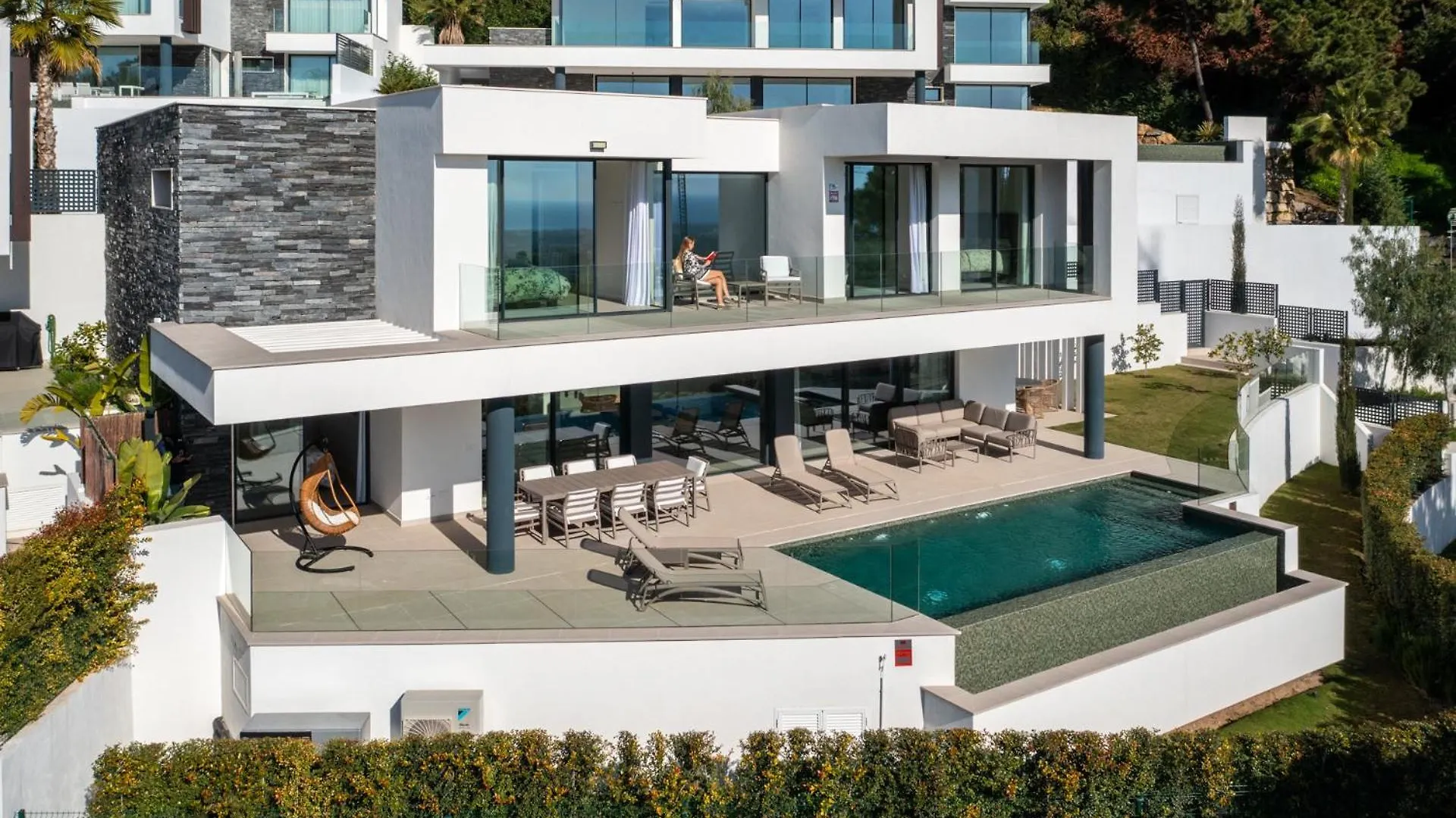Villa Banus Heights Benahavis