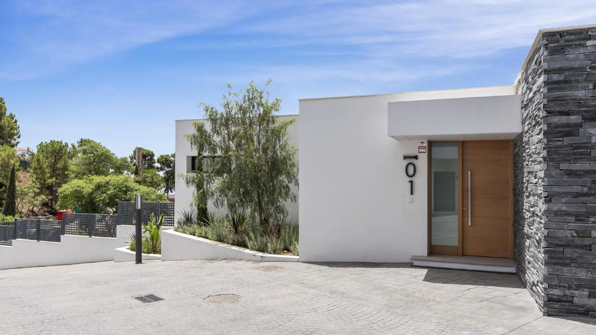 Villa Banus Heights Benahavis