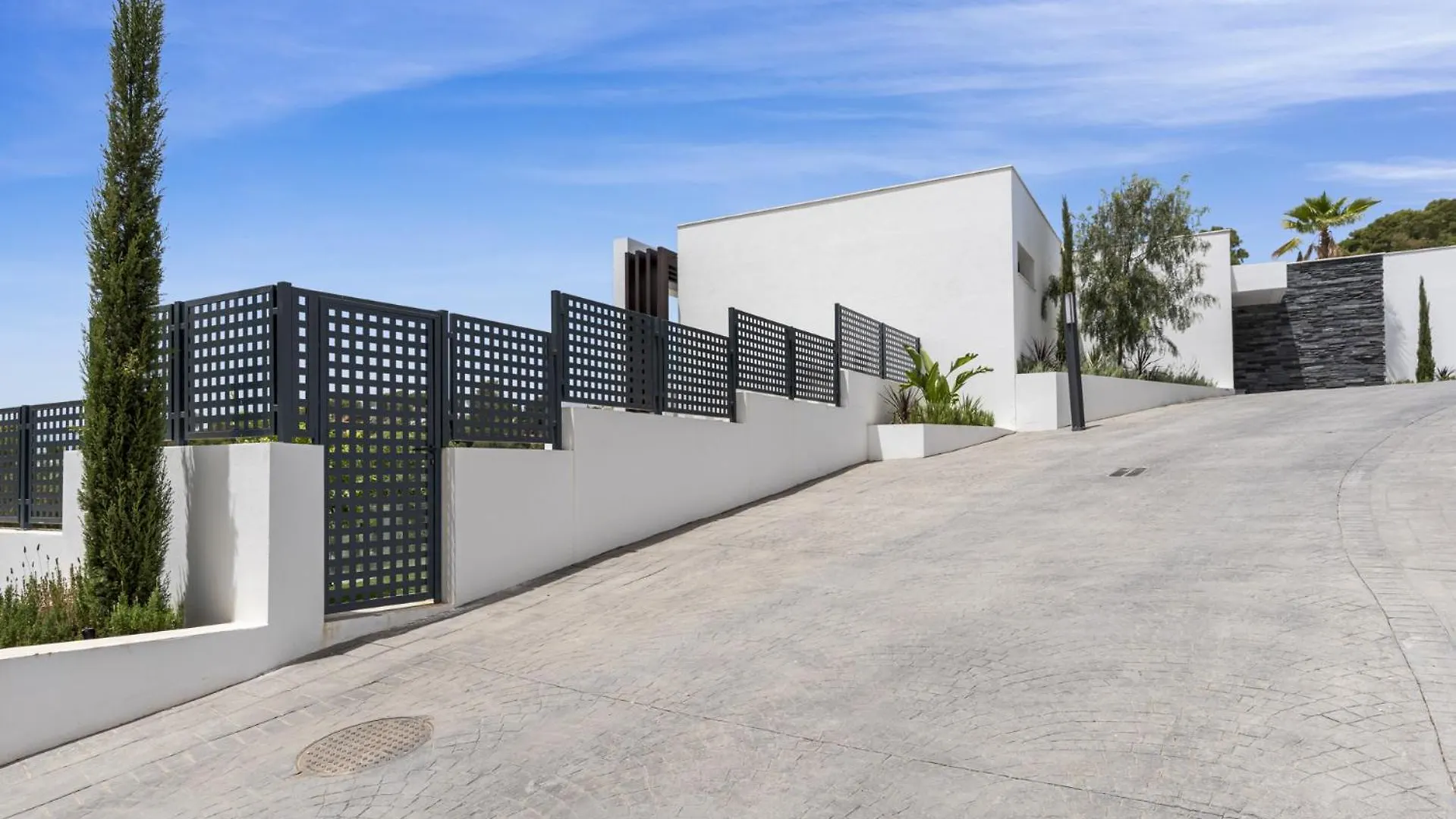 Villa Banus Heights Benahavis 0*,  Spain