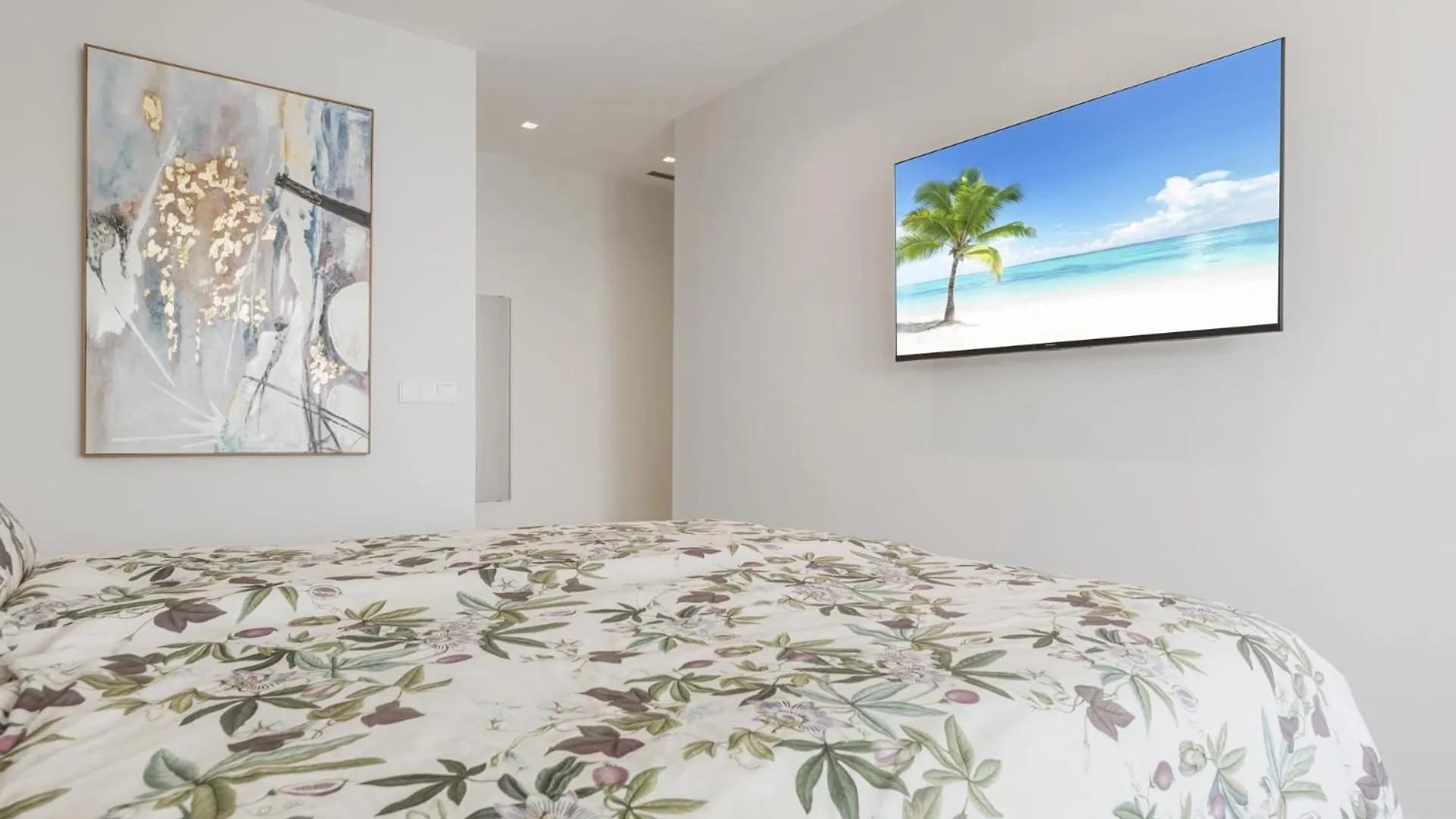 Villa Banus Heights Benahavis