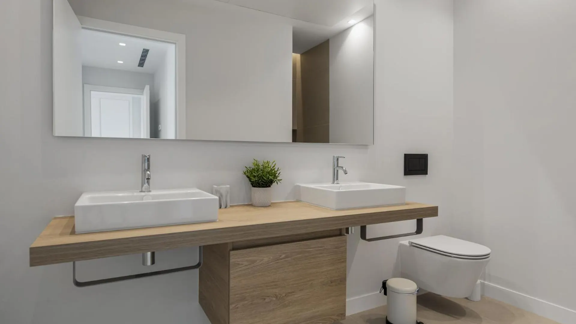 Villa Banus Heights Benahavis