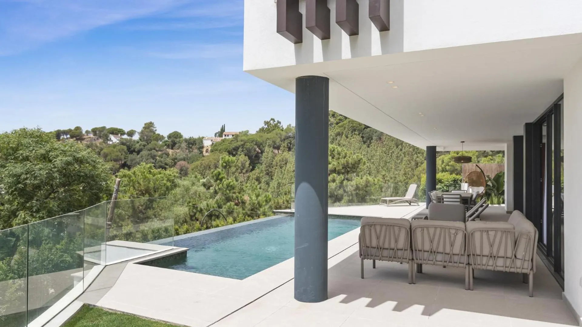Villa Banus Heights Benahavís